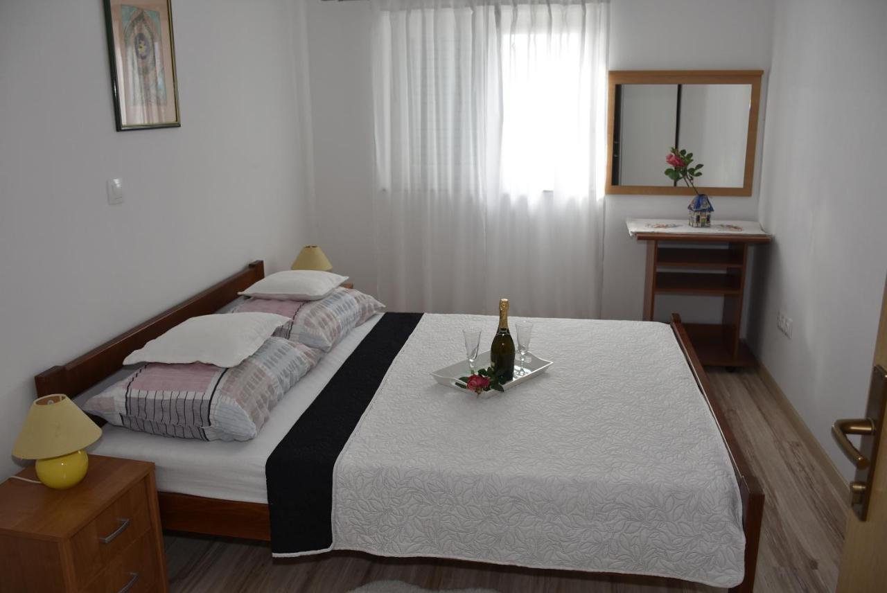 Apartmani Mira Klenovica Extérieur photo